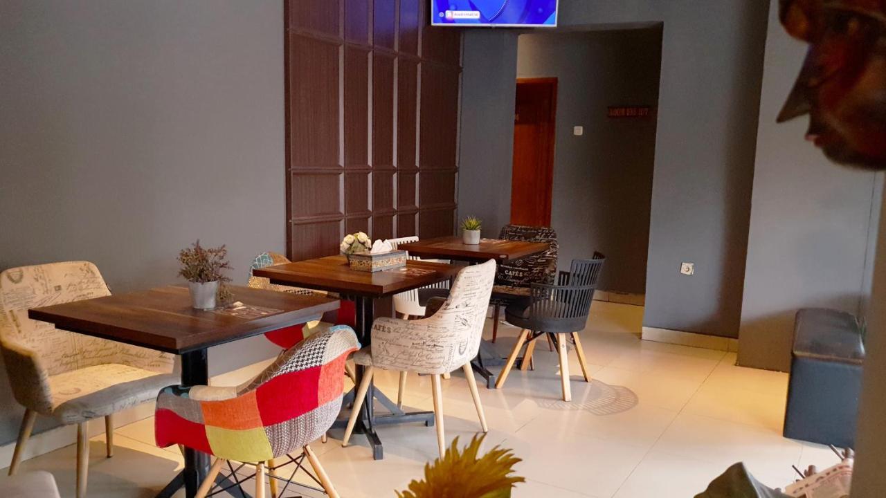 Sunrise Hotel Jogja Kejayan Екстер'єр фото
