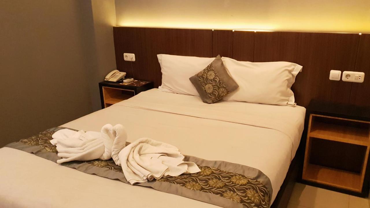 Sunrise Hotel Jogja Kejayan Екстер'єр фото