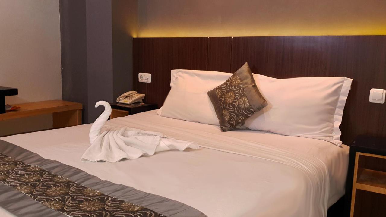 Sunrise Hotel Jogja Kejayan Екстер'єр фото