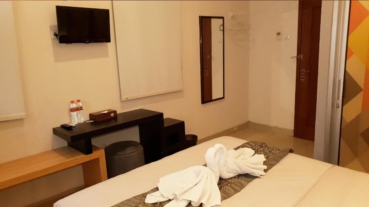 Sunrise Hotel Jogja Kejayan Екстер'єр фото